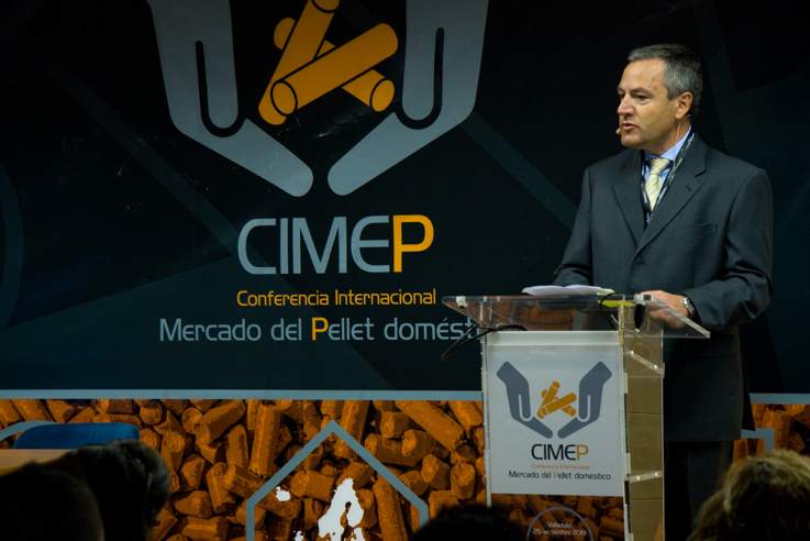 Roberto Bravo vicepresidente de avebiom presenta CIMEP