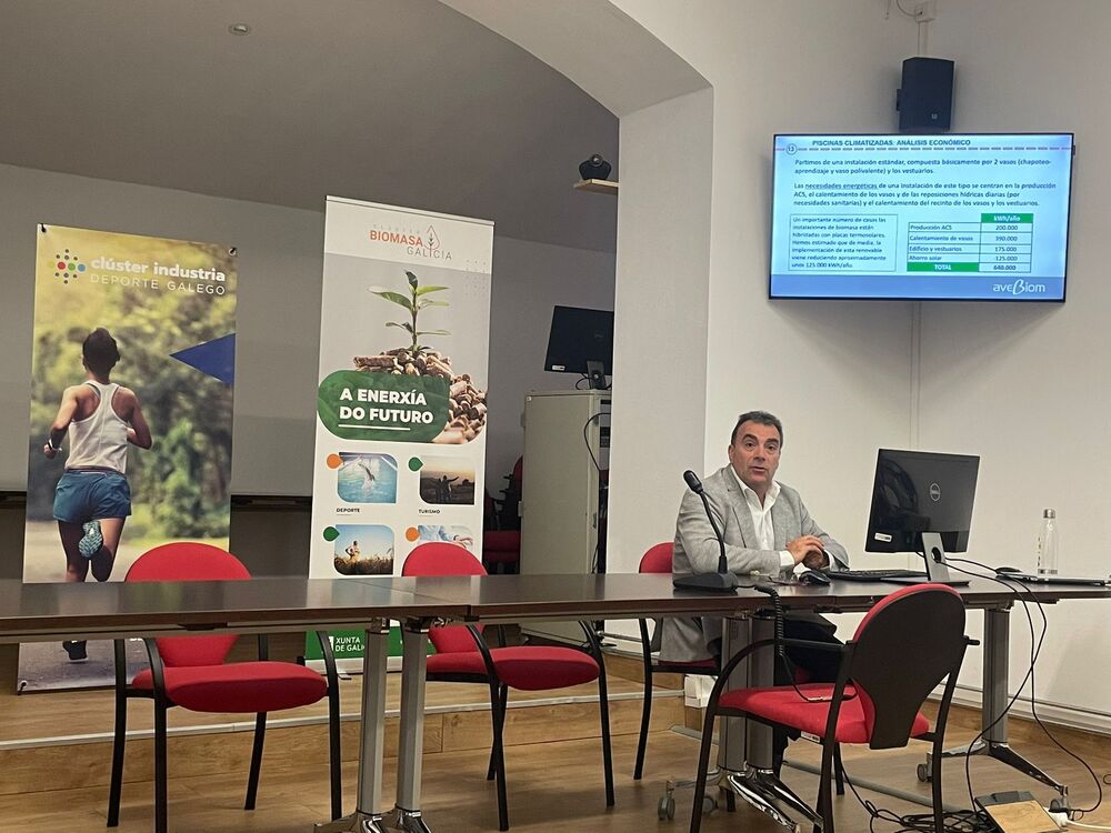Juan Jesus Ramos AVEBIOM en jornada biomasa en piscinas galicia OCT22